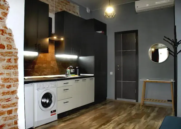 Dorosh-Home Квартира-Студія В Центрі Львова